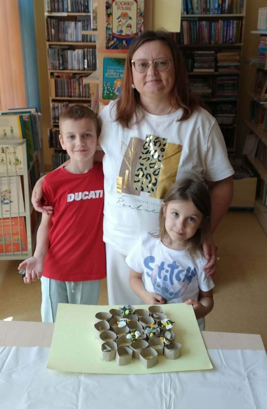 Biblioludki i&nbsp;pszczoły