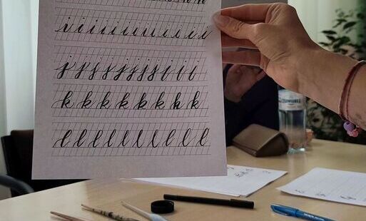 Zdjęcie do Brush lettering &ndash; warsztaty pięknego pisania w Bibliotece