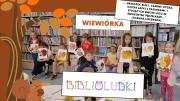 Zdjęcie kolorowe, spotkanie Biblioludków w bibliotece